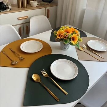 Каплевидные Двухсторонние Кожаные салфетки в скандинавском цветовом исполнении, водонепроницаемые теплоизоляционные коврики для домашнего обеденного стола с капельками